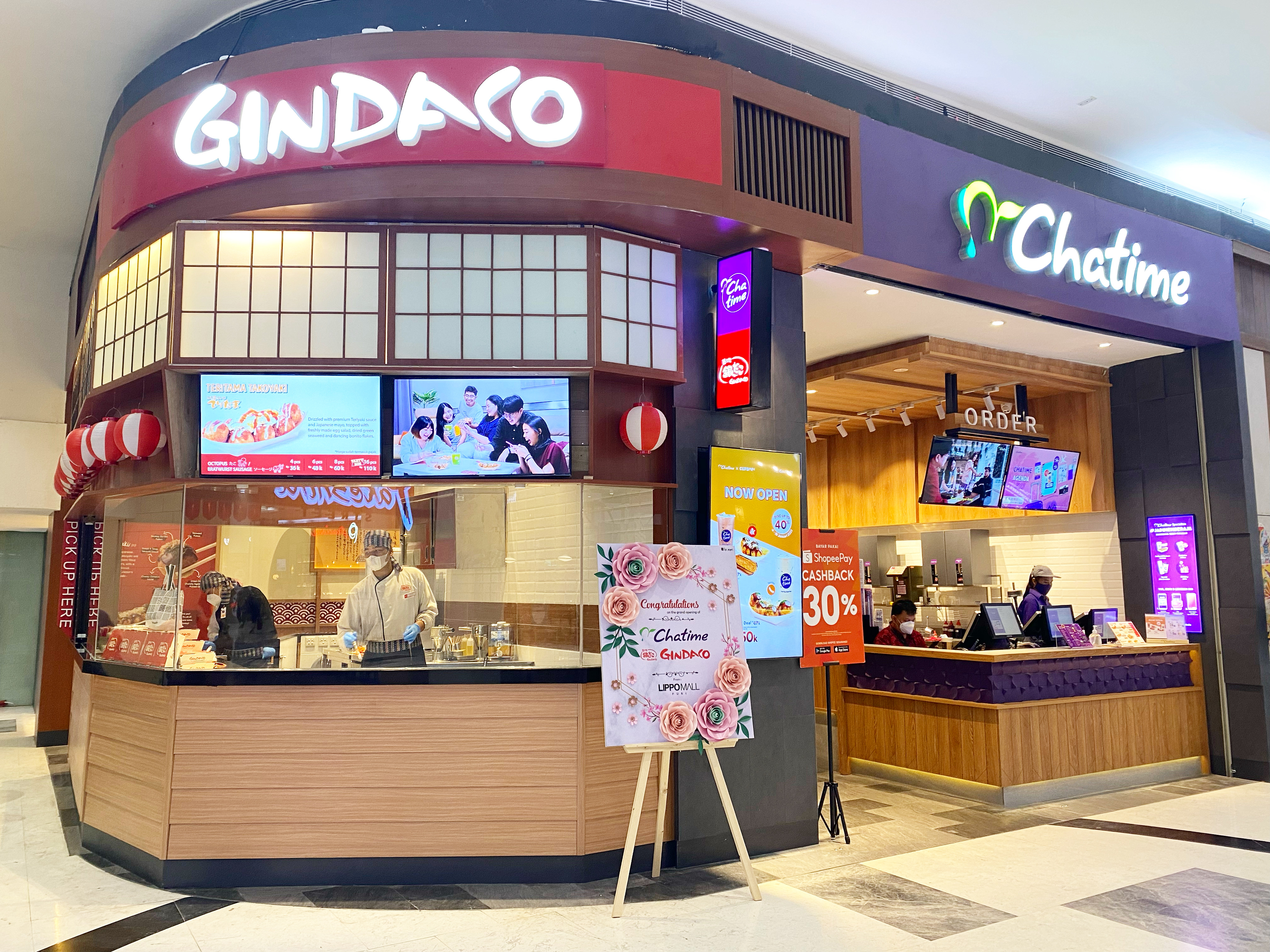 Chatime & Gindaco shop front in lippo mall puri st. moritz