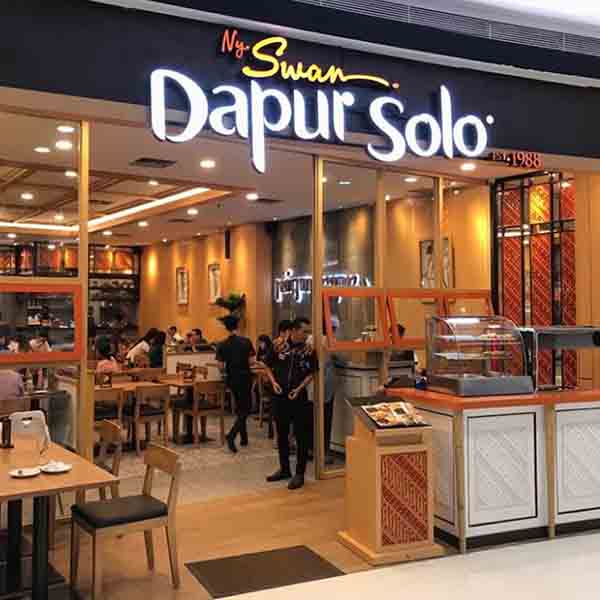 Dapur Solo shop front in lippo mall puri st. moritz