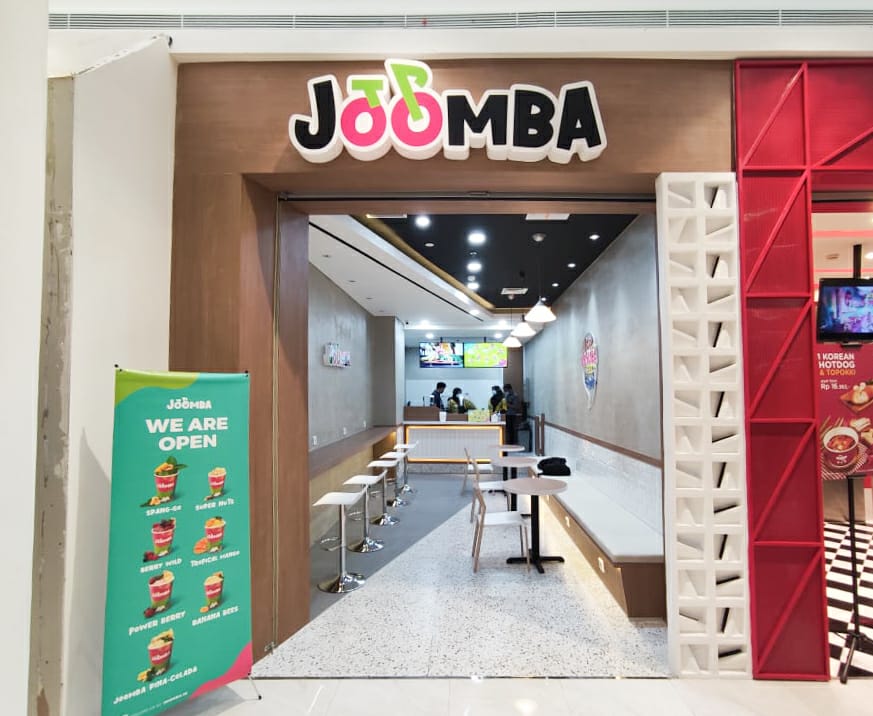 Joomba shop front in lippo mall puri st. moritz