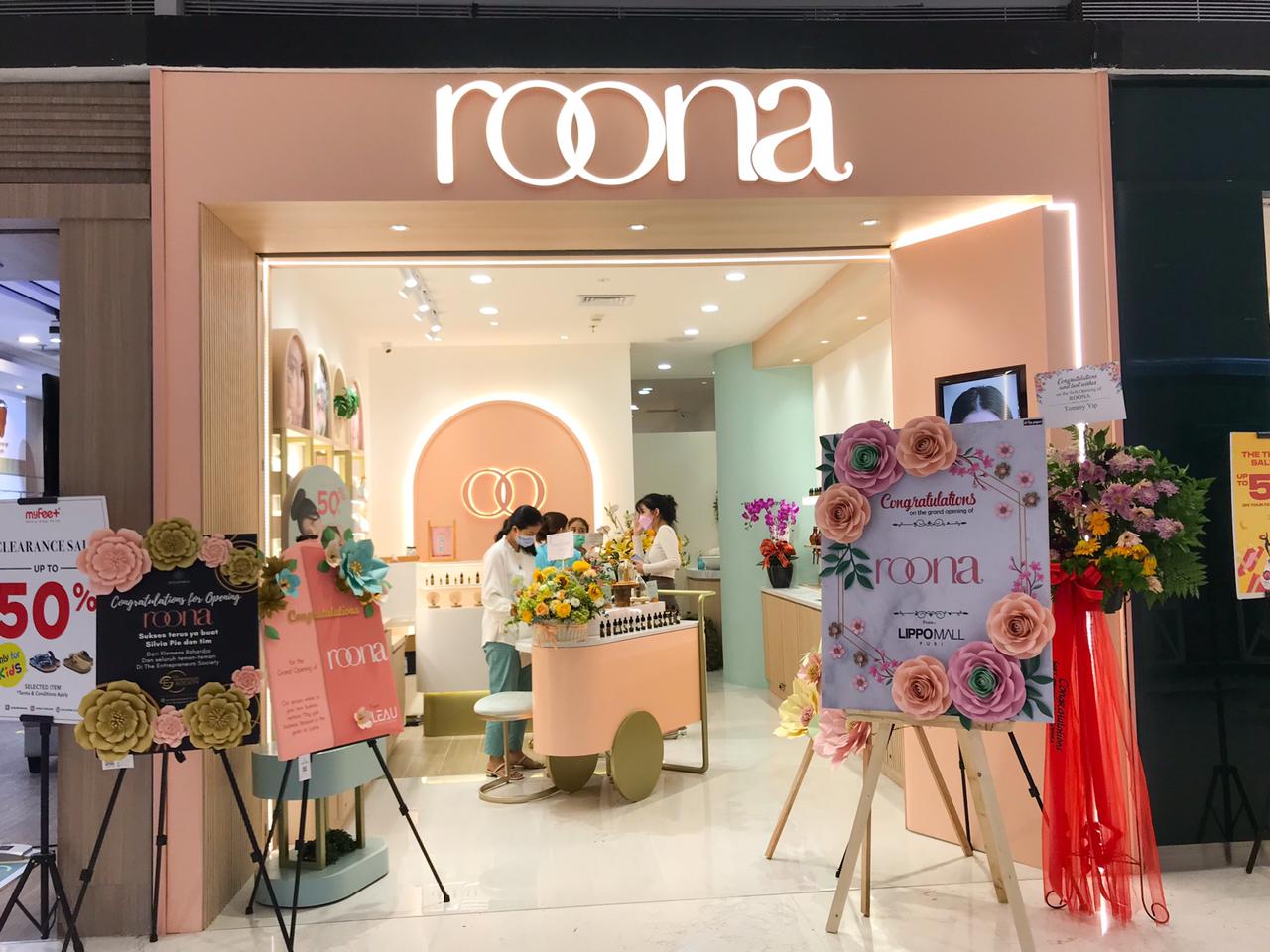 Roona shop front in lippo mall puri st. moritz