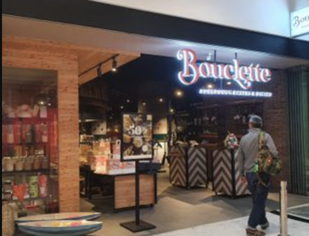 Bouclette shop front in lippo mall puri st. moritz