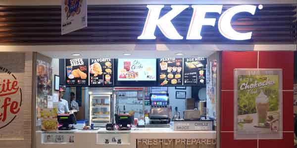 KFC shop front in lippo mall puri st. moritz