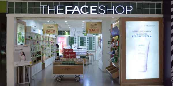 The Face Shop shop front in lippo mall puri st. moritz