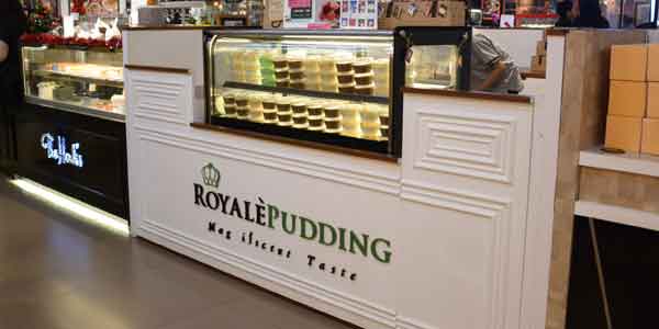 Royale Pudding shop front in lippo mall puri st. moritz