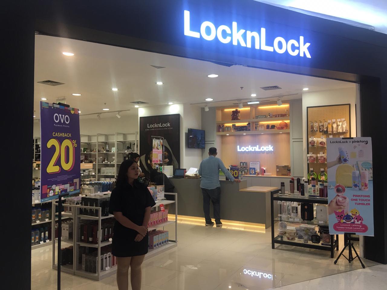 Lock & Lock shop front in lippo mall puri st. moritz