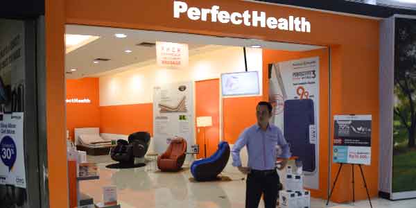 Perfect Health shop front in lippo mall puri st. moritz